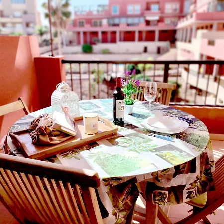 Cm 2 Bd Near The Sea Апартаменты *