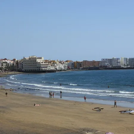 Cm 2 Bd Near The Sea *